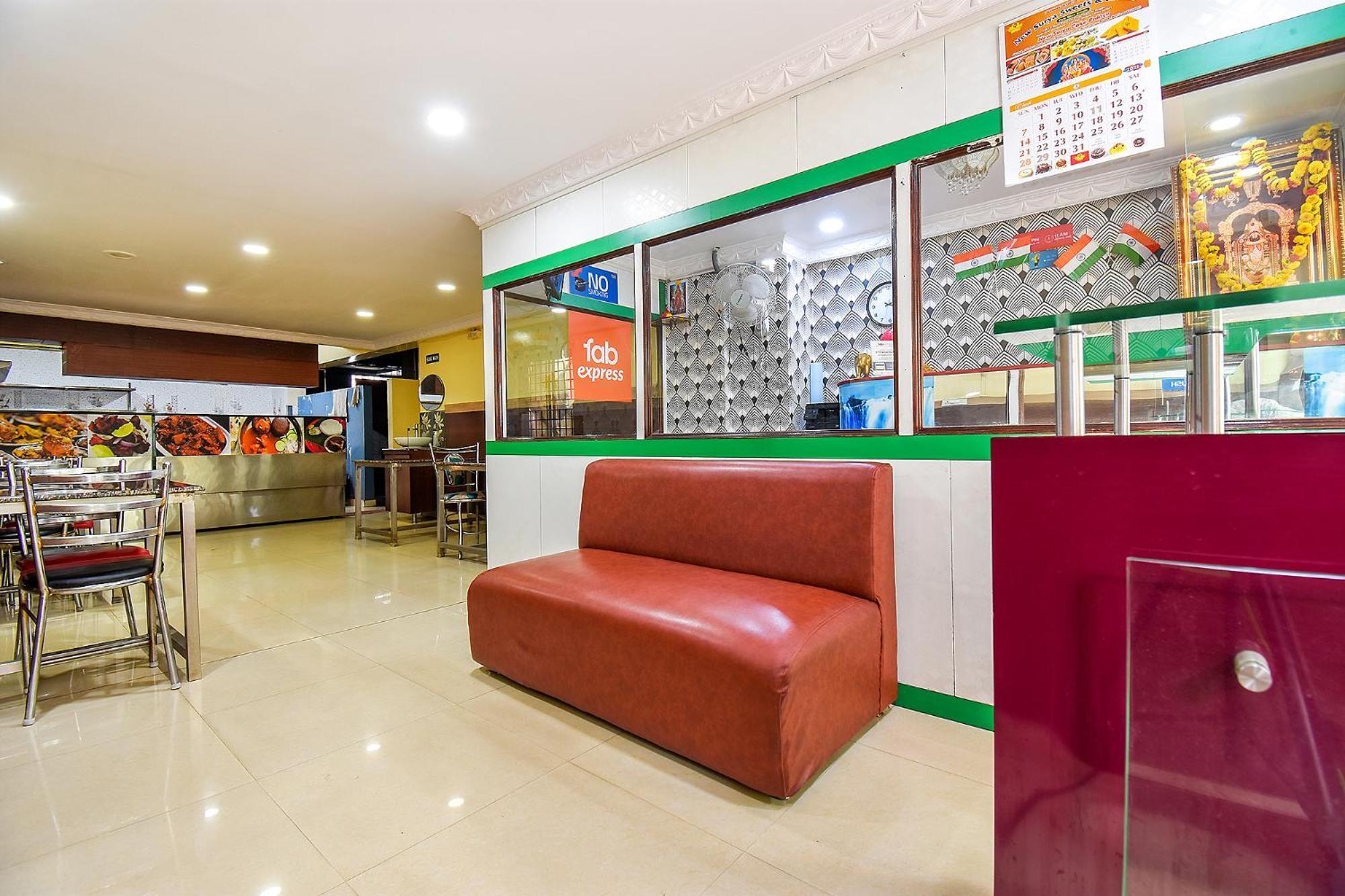 Fabexpress Ivory Pearl - Btm Layout, Nr Forum Mall Bangalore Exterior photo