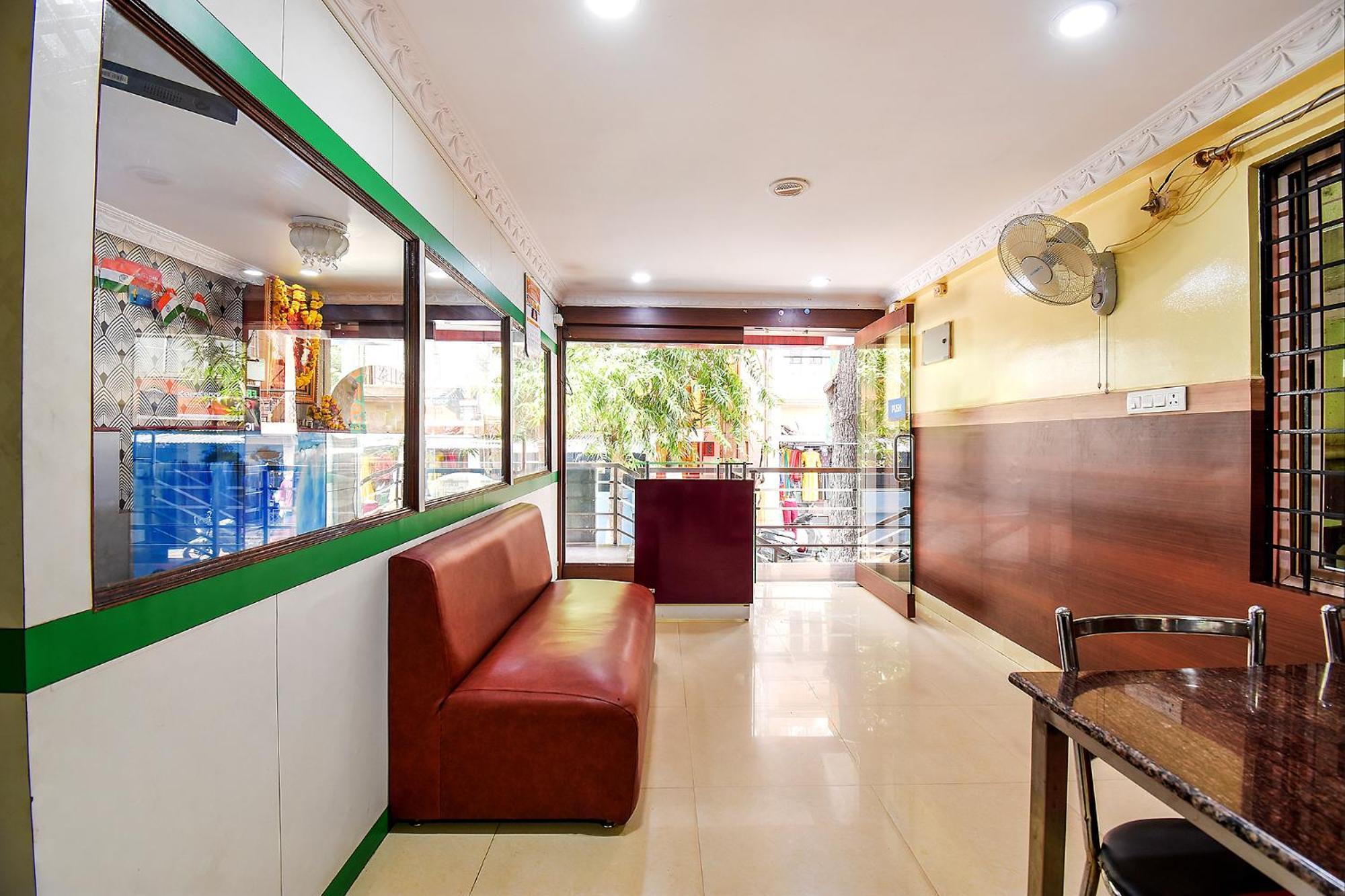 Fabexpress Ivory Pearl - Btm Layout, Nr Forum Mall Bangalore Exterior photo